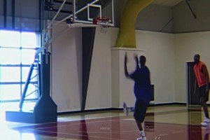 太帅了！“背身技术集大成者” 科比